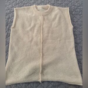 Women’s  cream/off-white sleeveless sweater - like new!